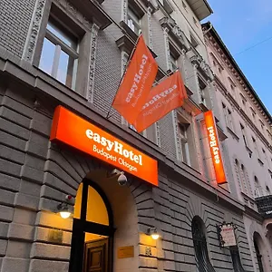 3* Szálloda Easyhotel Oktogon